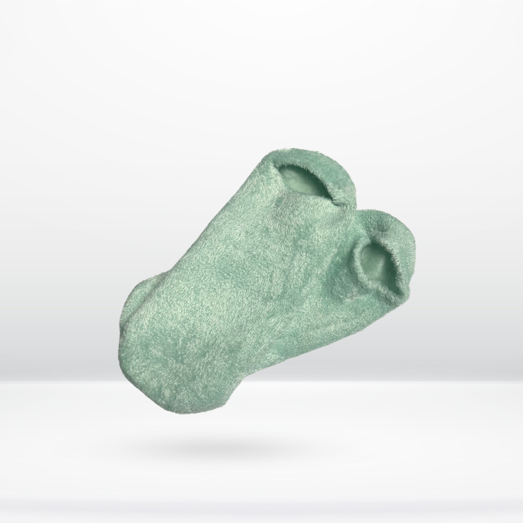 Aloe-Infused Gel Socks